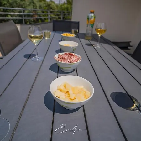 Vieux Port La Rochelle, 6 Apartman *